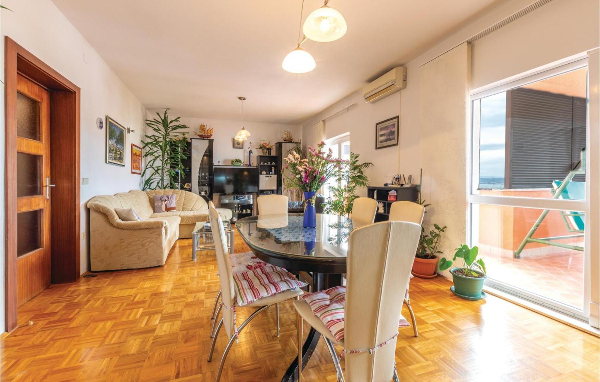 Nice Apartment In Plano With Kitchen Экстерьер фото